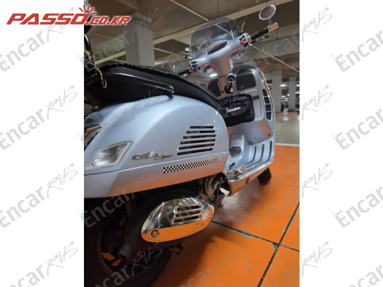 Vespa Gts 300 Super Tech - фото 6
