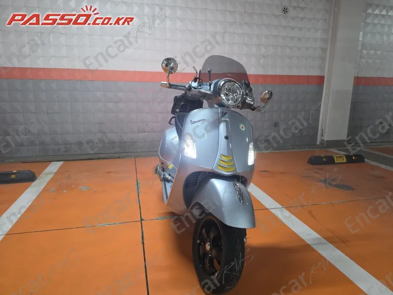 Vespa Gts 300 Super Tech - фото 3