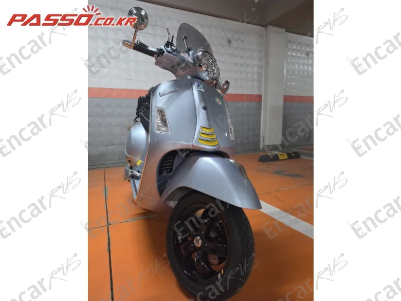 Vespa Gts 300 Super Tech - фото 5