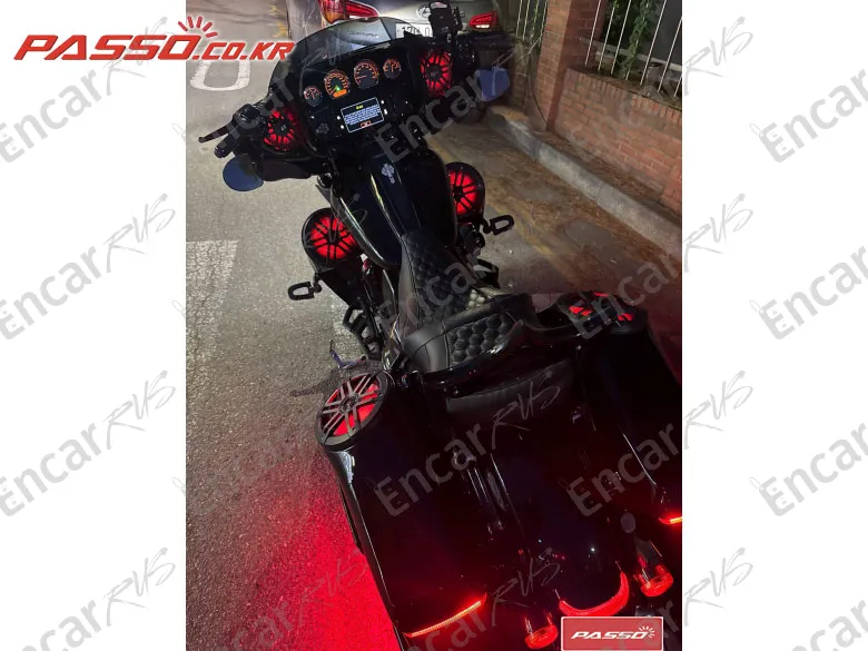 Harley-Davidson Flhxs Street Glide Special - фото 3