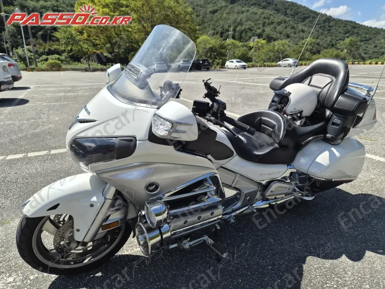 Honda Goldwing 1800 - фото 1