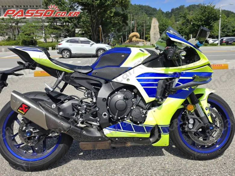 Yamaha Yzf R1 - фото 0