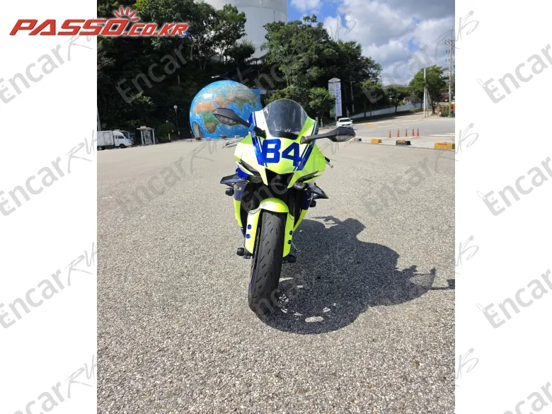 Yamaha Yzf R1 - фото 5