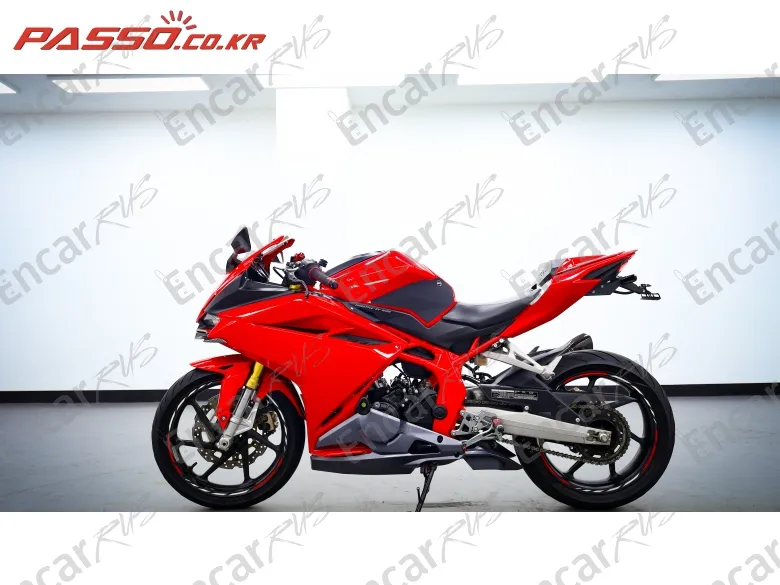 Honda Cbr 250 Rr - фото 1