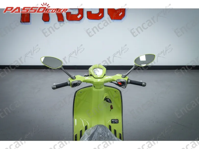 Vespa 946 Bunny - фото 3