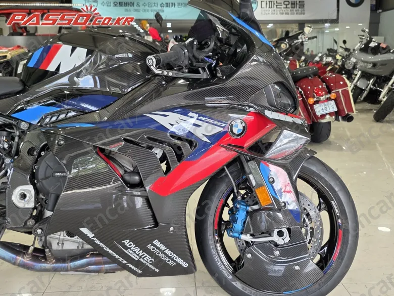 BMW M 1000 RR - фото 4