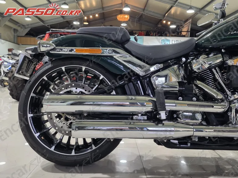 HARLEY-DAVIDSON BREAKOUT 117 - фото 6