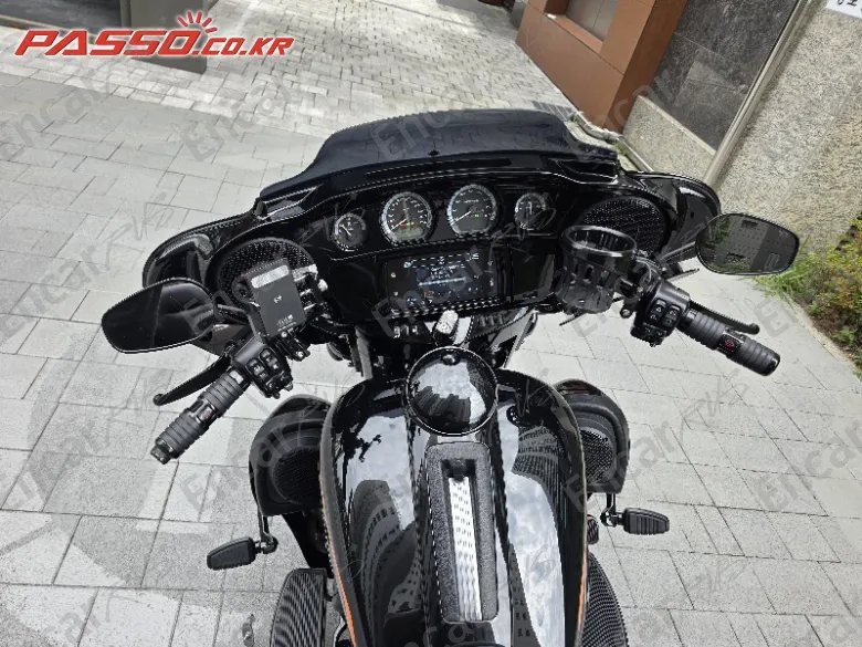 Harley-Davidson Ultra Limited - фото 3