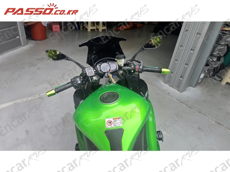 KAWASAKI Z 1000 SX - фото 3
