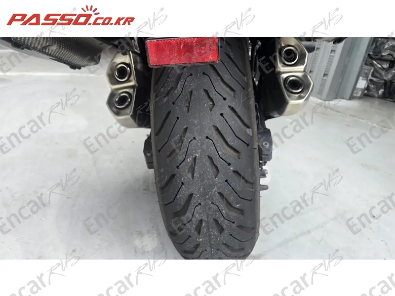 KAWASAKI Z 1000 SX - фото 6