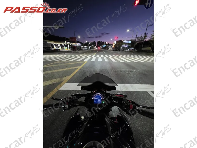 Kawasaki Z 900 Abs - фото 3