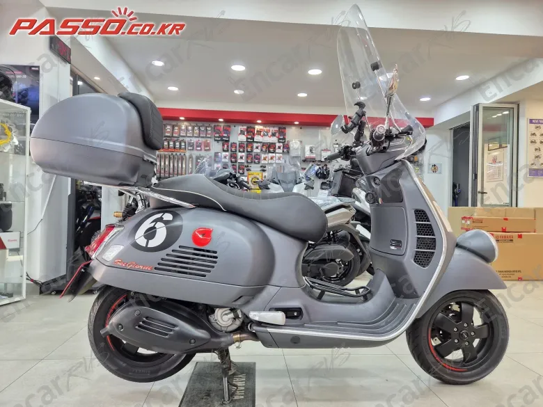 Vespa Gtv 300 Sei Giorni - фото 0