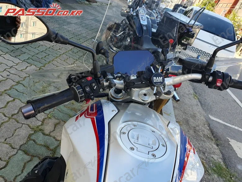 BMW R 1250 R - фото 3