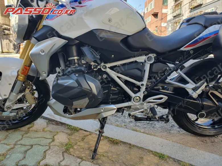 BMW R 1250 R - фото 4