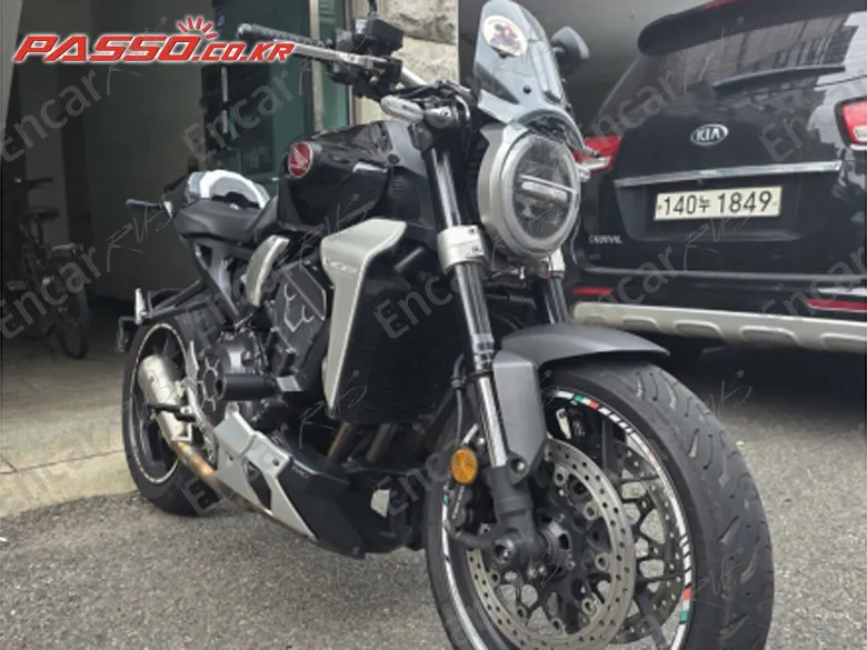HONDA CB 1000 R - фото 0
