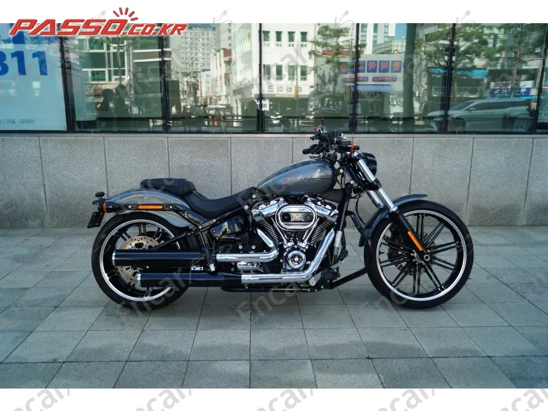 Harley-Davidson Breakout 114 - фото 0