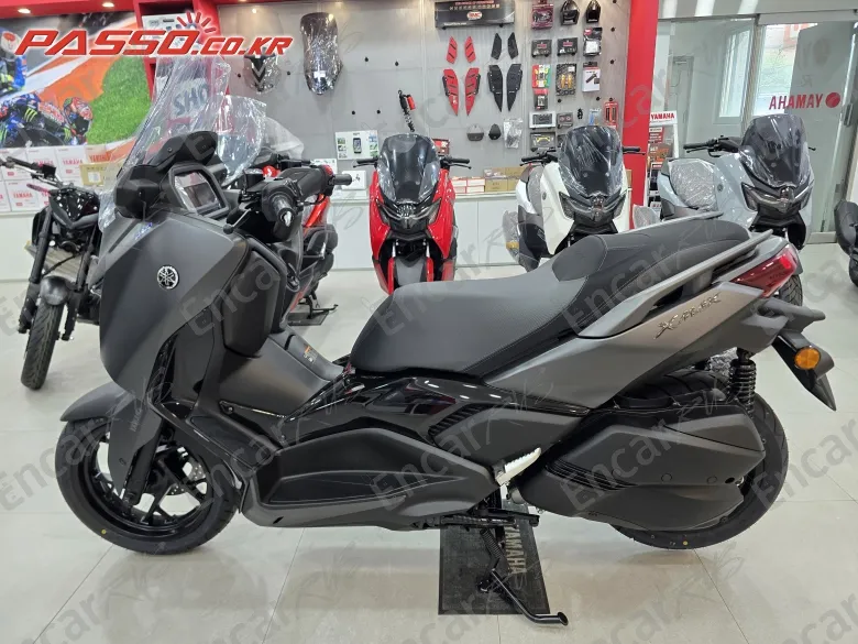 YAMAHA X MAX 300 ABS - фото 1