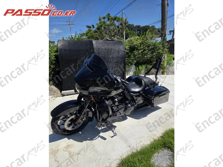 HARLEY-DAVIDSON STREET GLIDE ST - фото 1