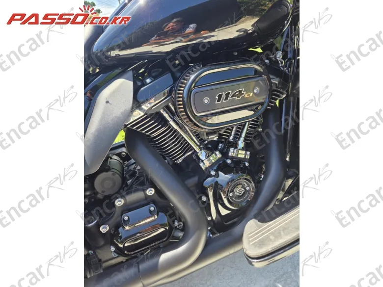 HARLEY-DAVIDSON STREET GLIDE ST - фото 4