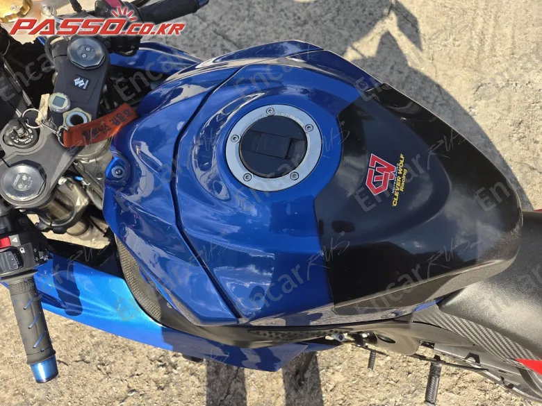 SUZUKI GSX R 1000 - фото 3