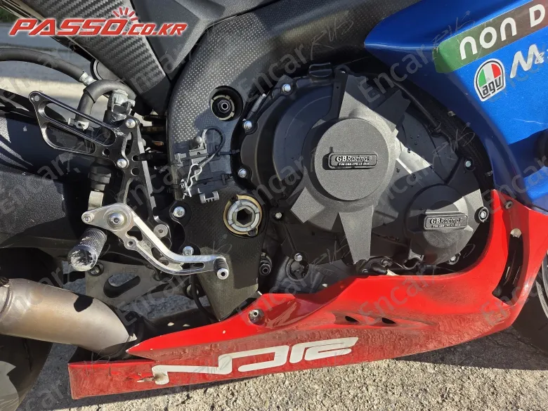 SUZUKI GSX R 1000 - фото 4