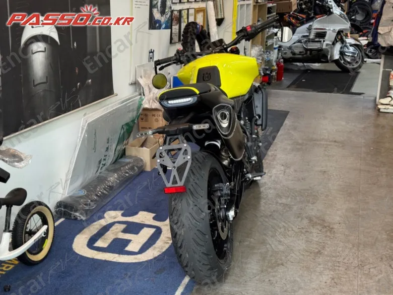 HUSQVARNA VITPILEN 801 - фото 2