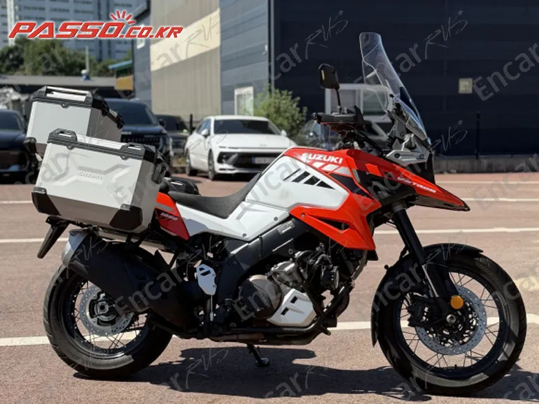 SUZUKI V STROM 1050 XT - фото 0