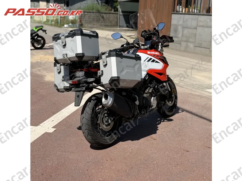 SUZUKI V STROM 1050 XT - фото 2