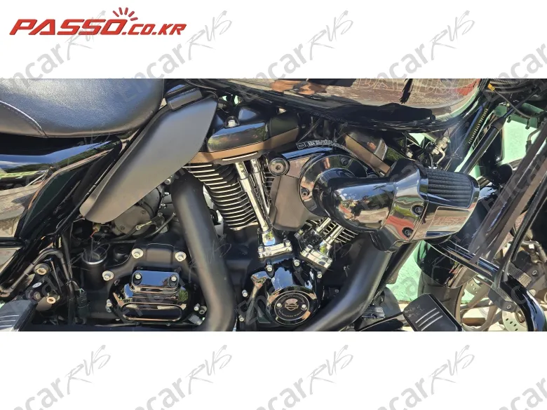 HARLEY-DAVIDSON STREET GLIDE ST - фото 4