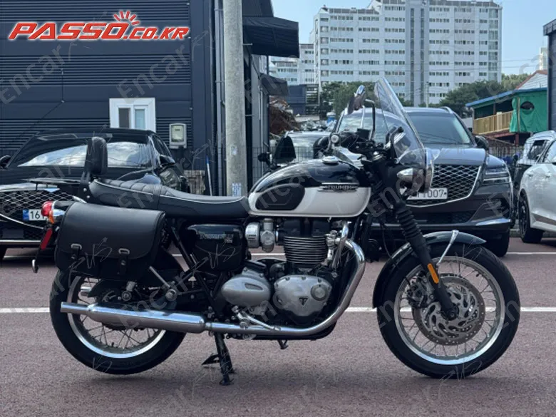 Triumph Bonneville T120 - фото 0