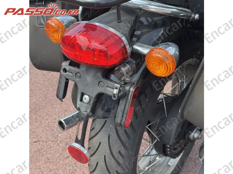 Triumph Bonneville T120 - фото 5