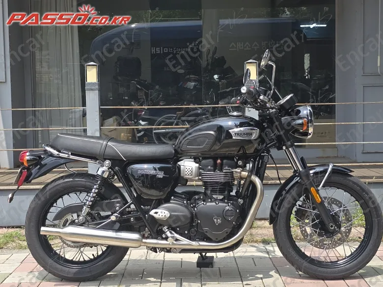 Triumph Bonneville T100 - фото 0