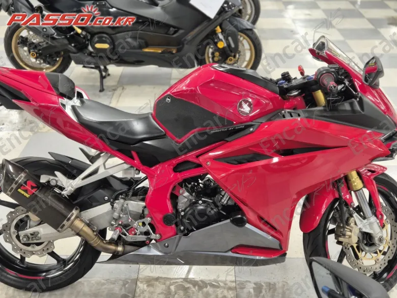HONDA CBR 250 RR - фото 0