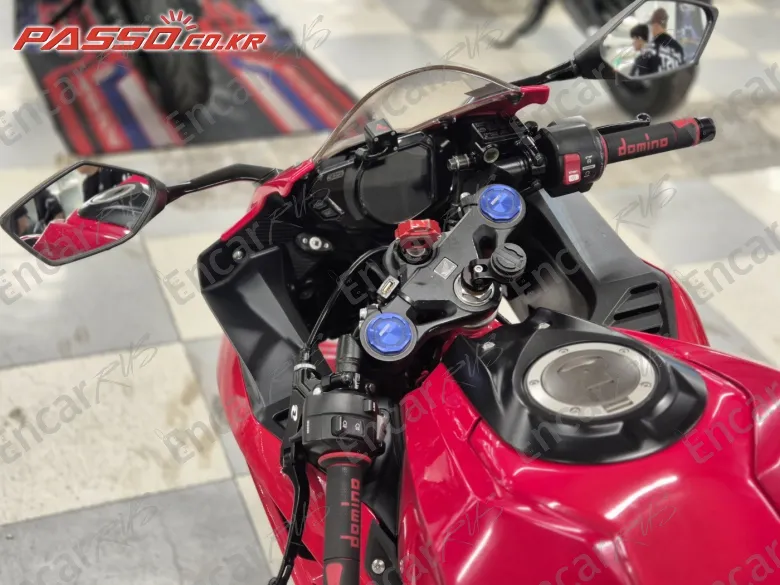 HONDA CBR 250 RR - фото 3