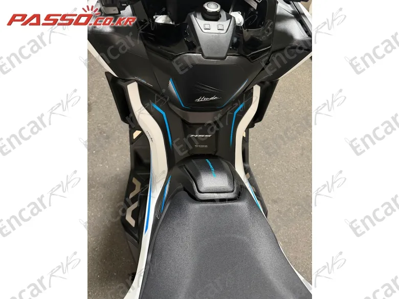 Honda Forza 750 - фото 3