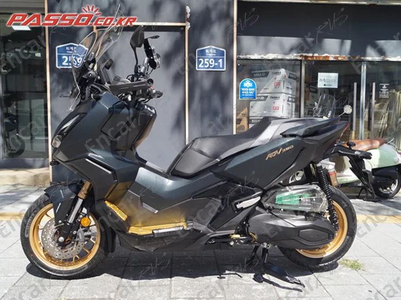 HONDA ADV 350 - фото 1