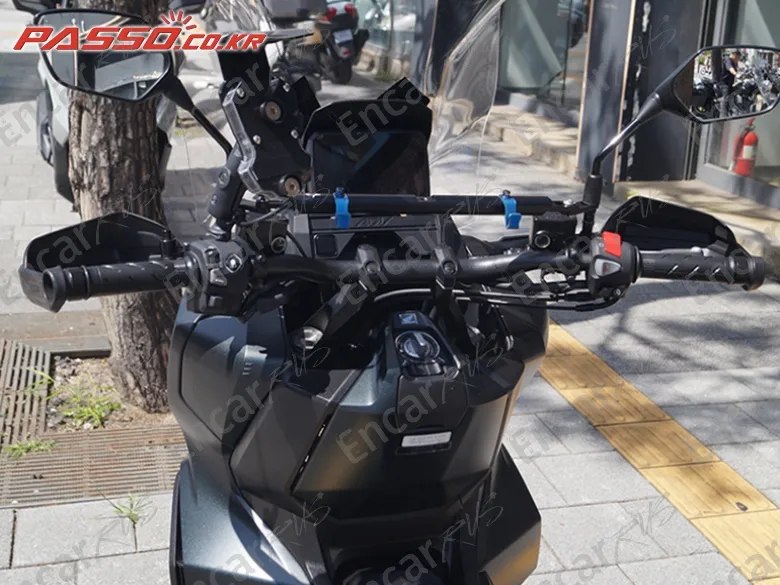 HONDA ADV 350 - фото 3