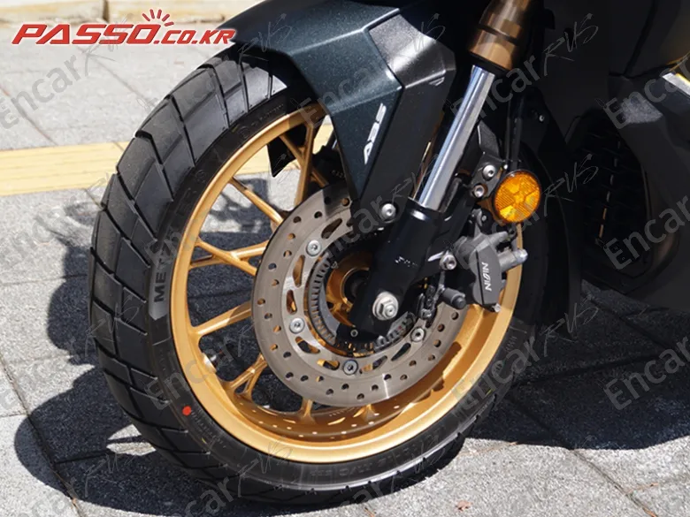 HONDA ADV 350 - фото 5