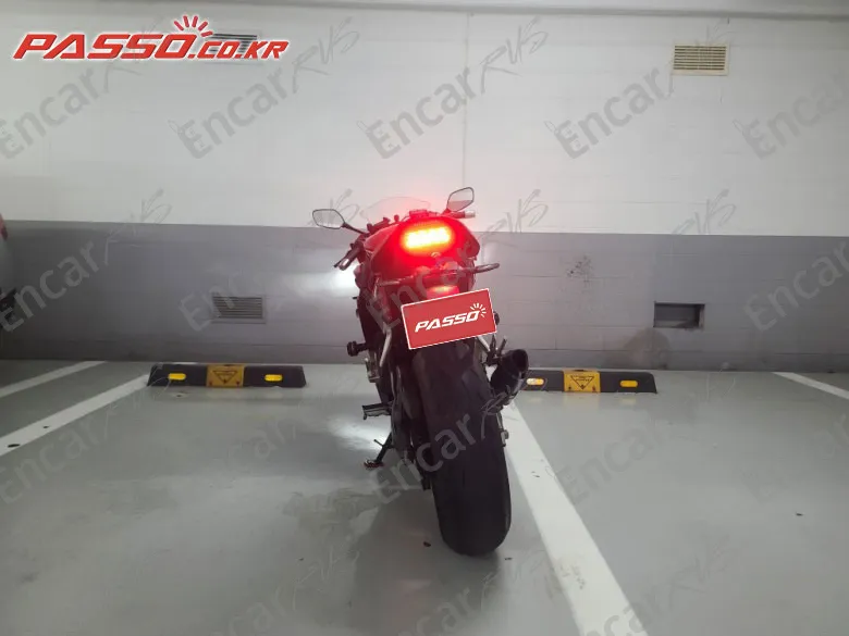 HONDA CBR 650 F - фото 2