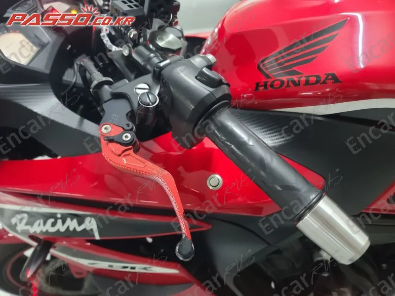 HONDA CBR 650 F - фото 3
