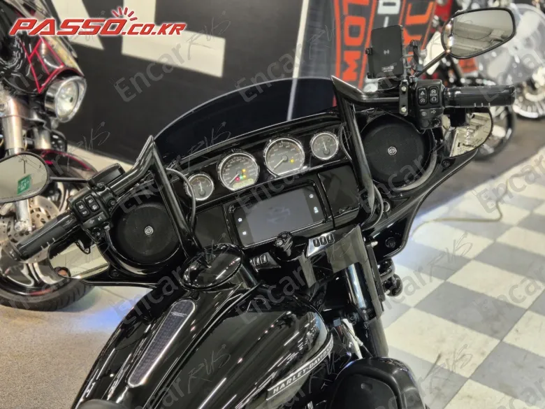 Harley-Davidson Flhxs Street Glide Special - фото 3