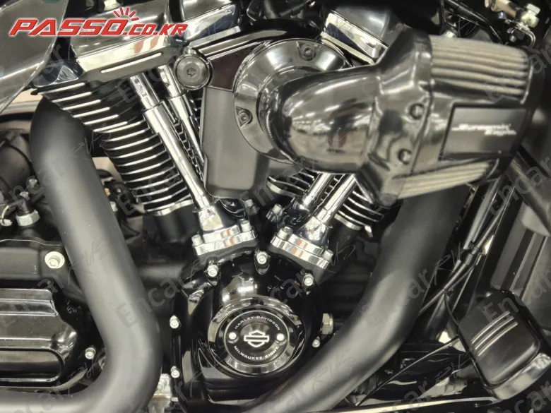 Harley-Davidson Flhxs Street Glide Special - фото 4