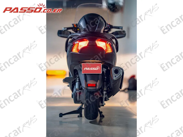 Suzuki Burgman 650 Executive - фото 2
