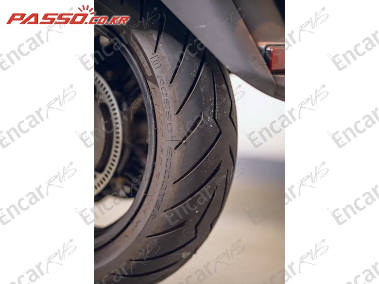 Suzuki Burgman 650 Executive - фото 5