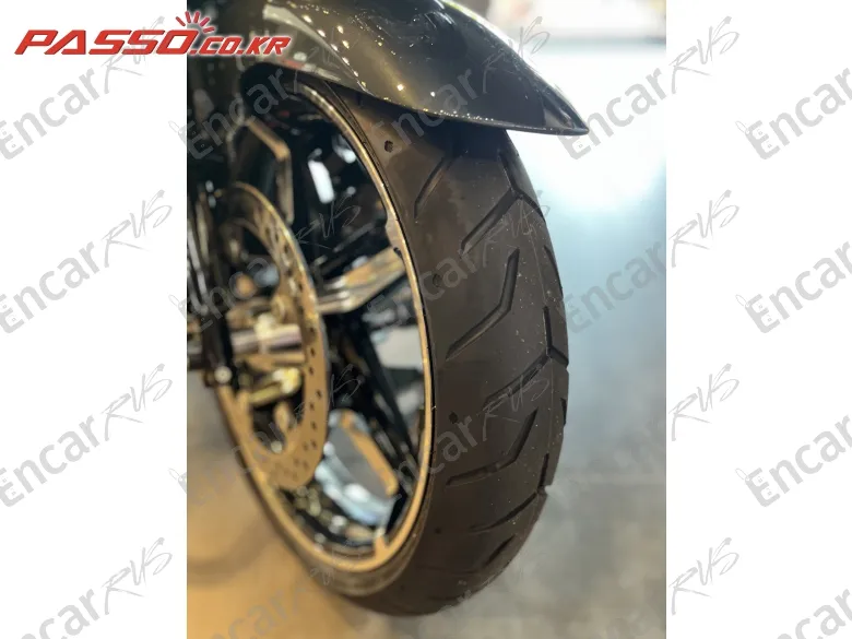 Harley-Davidson Fltr - фото 5