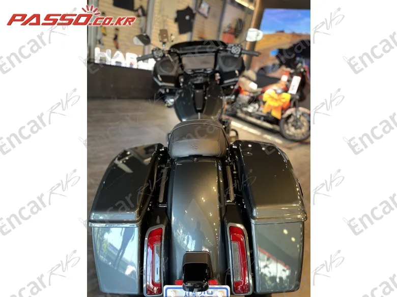Harley-Davidson Fltr - фото 6
