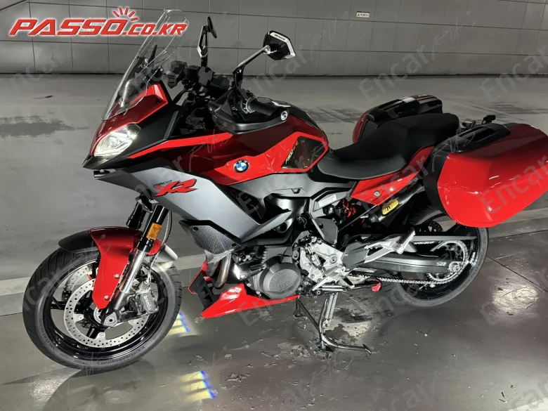 BMW F 900 XR - фото 1