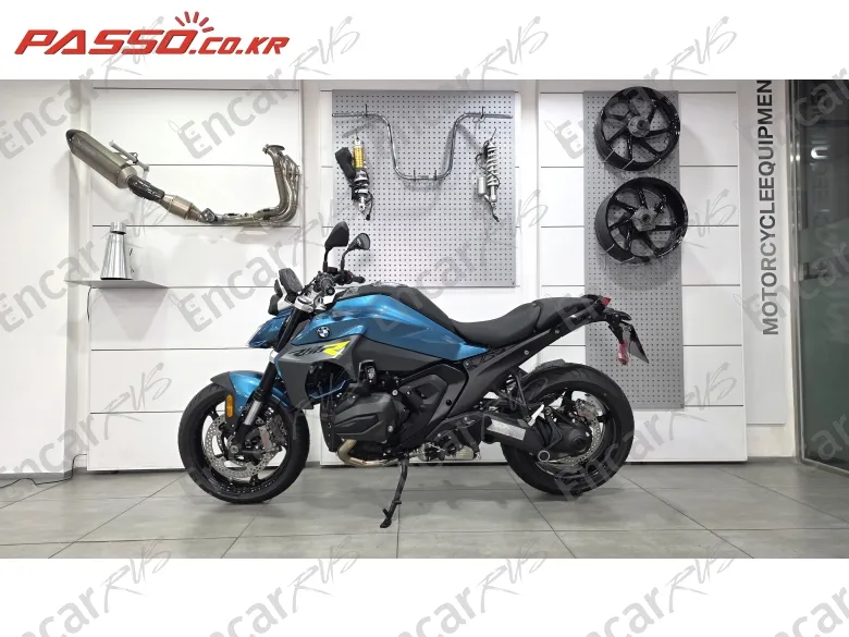 Bmw R 1300 R - фото 1