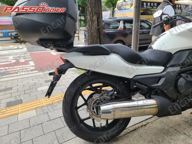 Honda Ctx 700 - фото 6