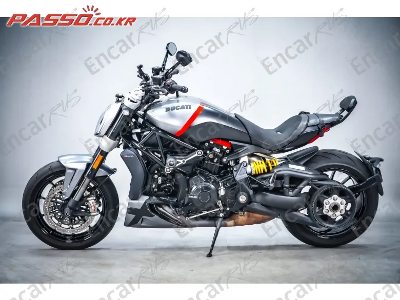 DUCATI X DIAVEL BLACK STAR - фото 1